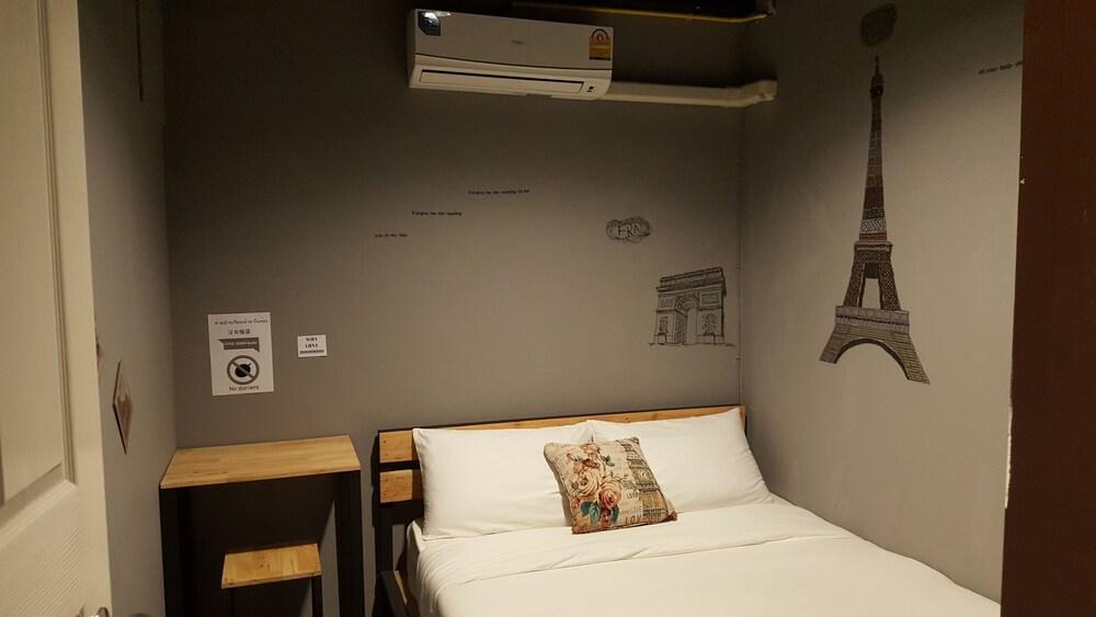 La Belle Nuit House Hostel Chiang Mai Luaran gambar