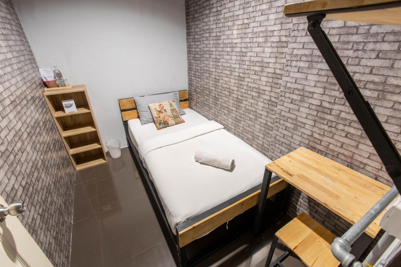 La Belle Nuit House Hostel Chiang Mai Luaran gambar